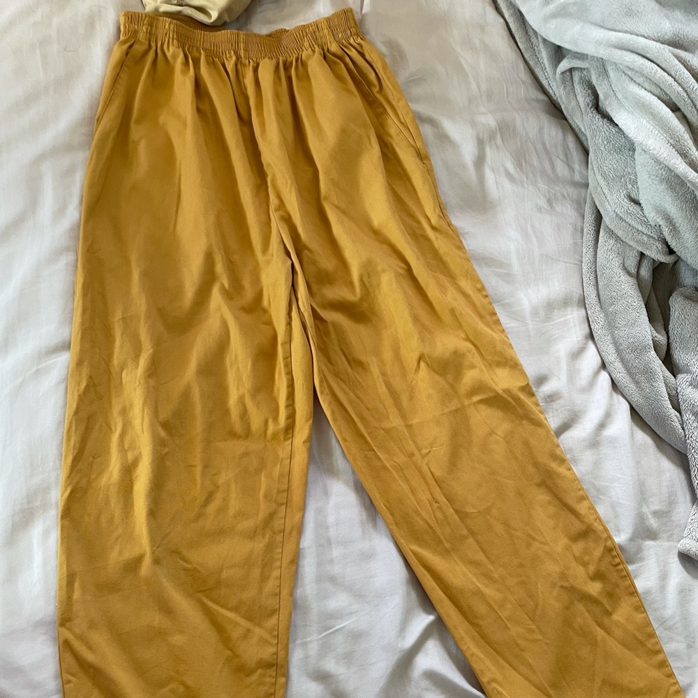 Mustard yellow loose high waisted pants